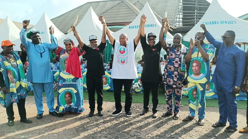 Chief Nnamdi Okwaraigwe