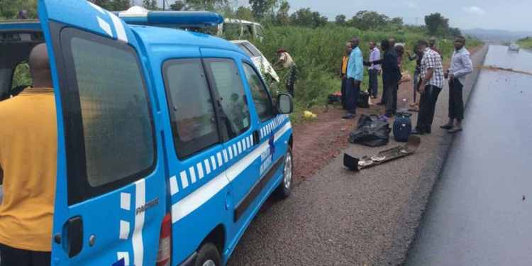 FRSC-at-an-accident-scene.jpg